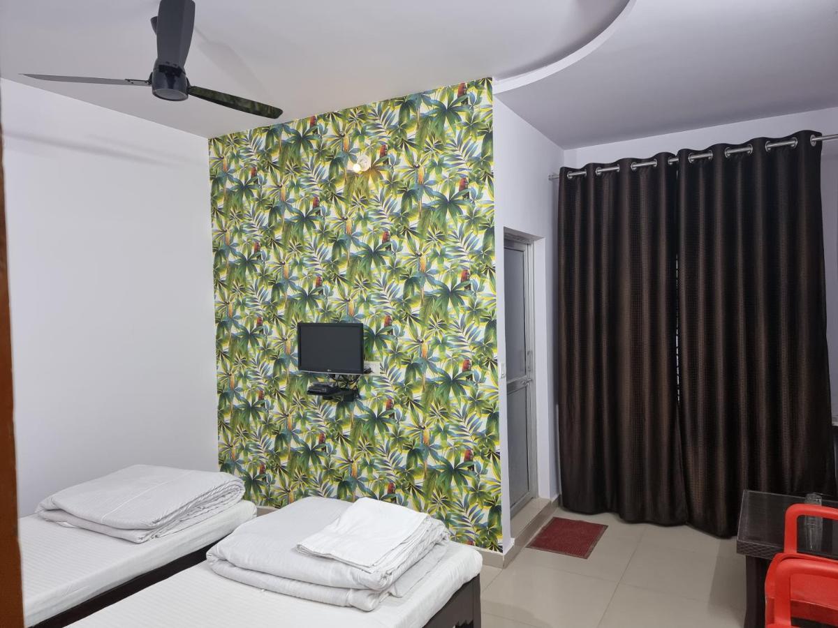 Shivani Inn Hotel & Banquet Seoni  ภายนอก รูปภาพ